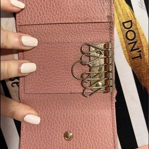 Gucci Key holder-pre-loved
